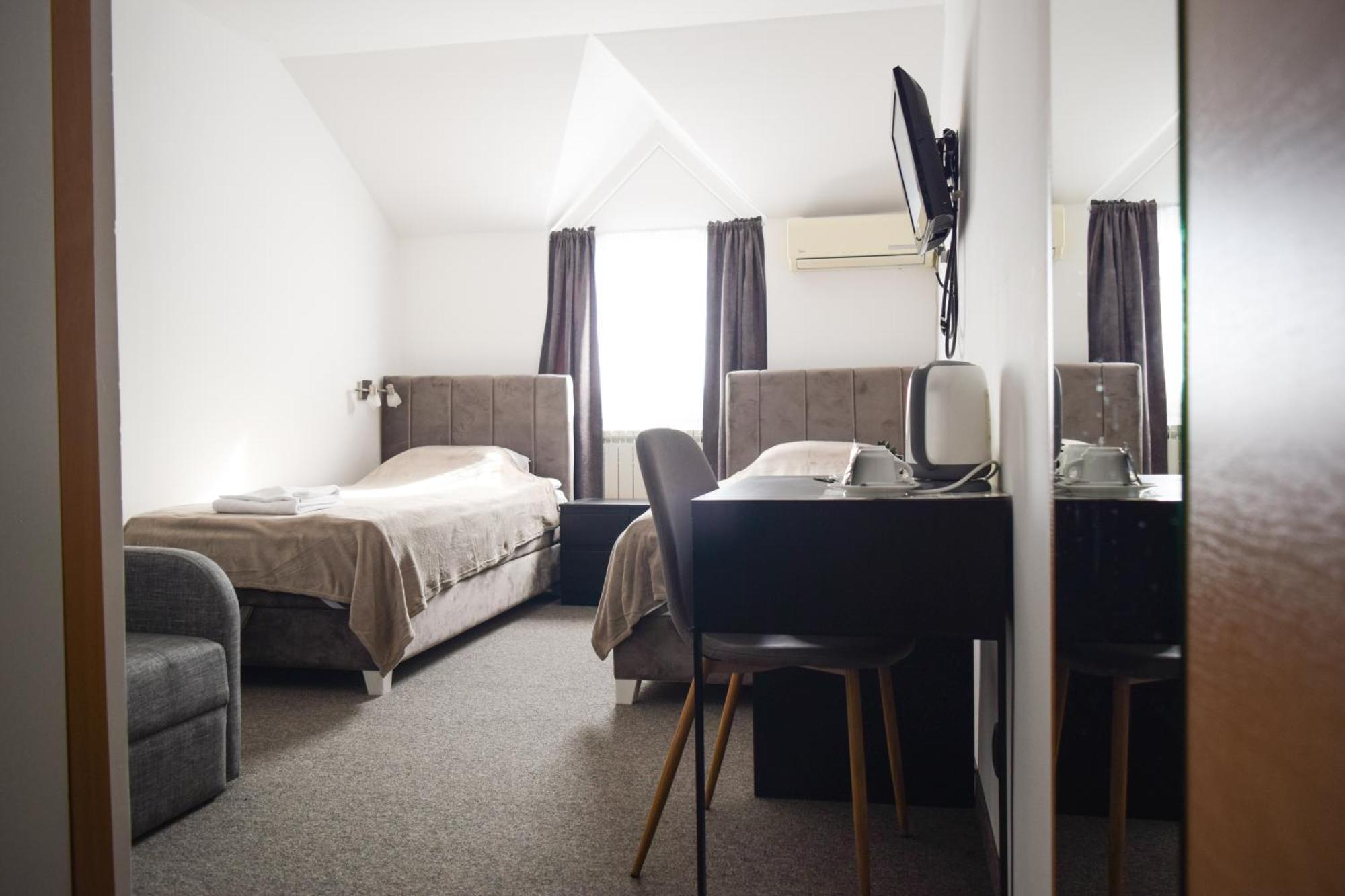 Hotel Tiski Cvet Novi Bečej Εξωτερικό φωτογραφία